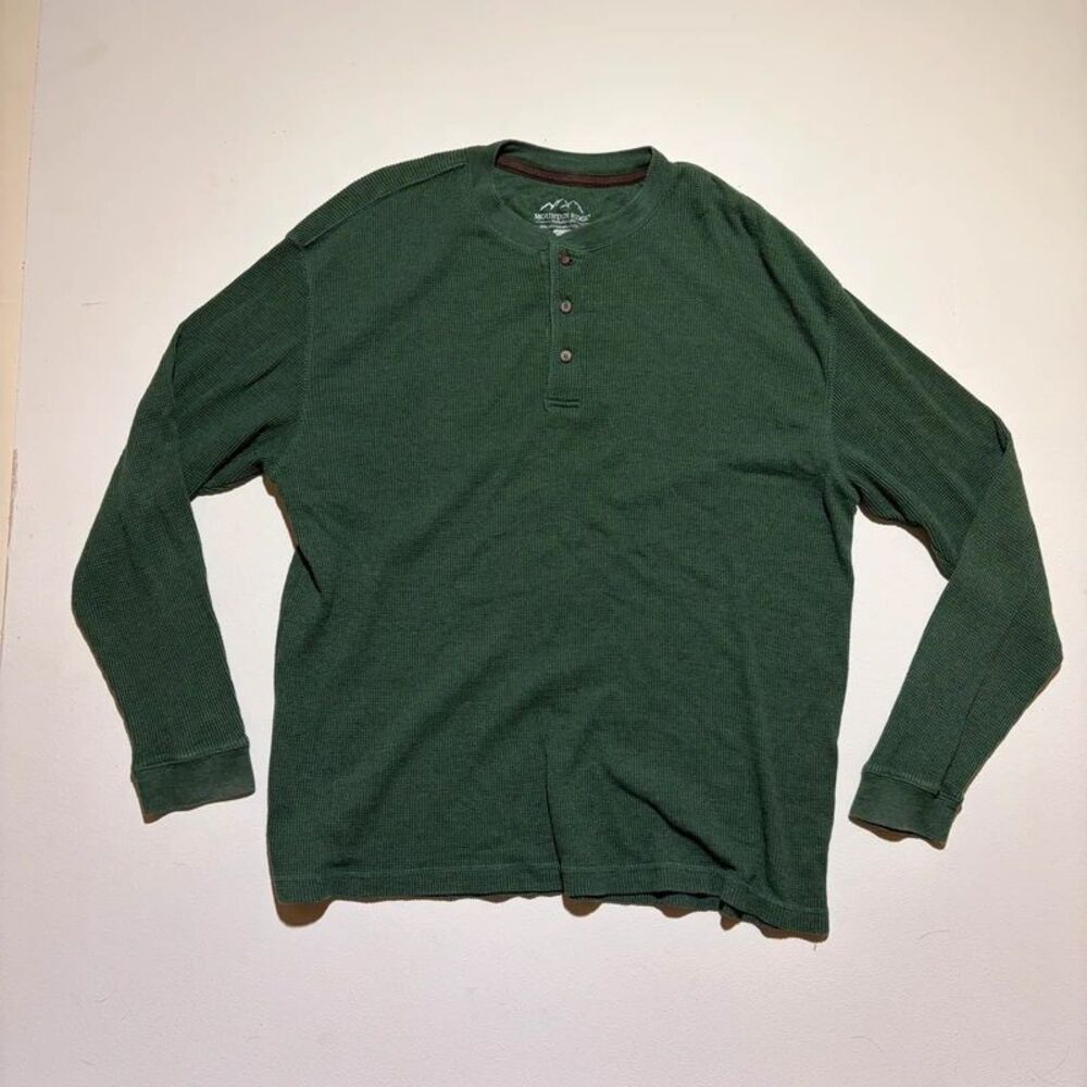 Mountain Ridge Green Henley size XL